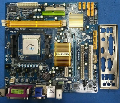 placa base GA-MA74GM-S2H - Imagen 1 de 4