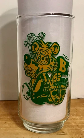 Vintage BAYLOR  BEARS/BEAR Cartoon Bear McDonalds Glass McDonald's NICE Cover