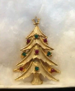 VTG Christmas Tree Brooch Gold Tone With Red & Green Rhinestones MYLU? - Picture 1 of 3