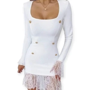 Bodycon-Damenkleid weiß zweireihig Spitzenbesatz Design Medium NEU  - Bild 1 von 3