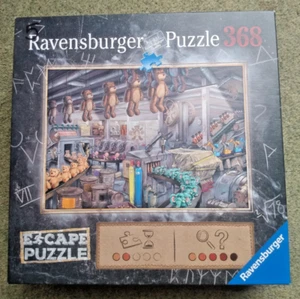 Ravensburger Escape Room Puzzle 368-Die Spielzeugfabrik - Bild 1 von 1