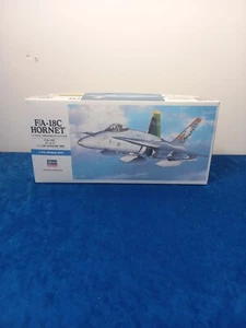 Hasegawa D08 1/72 Scale US Navy F/A-18C Hornet Plastic Model Kit HAD08 - Picture 1 of 4