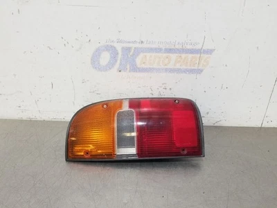 00 2000 TOYOTA TACOMA SR5 CUARTO PANEL MONTADO LUZ TRASERA LÁMPARA PASAJERO DERECHO Foto 1 de 4