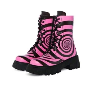New Boots 7 - Picture 1 of 7