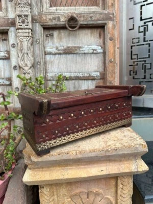 1890's Ancient Wooden Hand Crafted Brass Floral Work Spices Box - Image 1 of 4