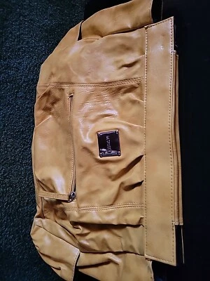 Miche Prima Somente Concha GPOC Aposentado "Raye" Vegano Cor Amarelo Mostarda - Imagem 1 de 2