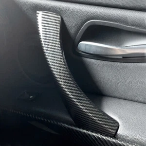 Manija de puerta derecha de carbono manija interior Trim para BMW Serie 3 E90 E91325 330 2004-2012 ABS - Imagen 1 de 9