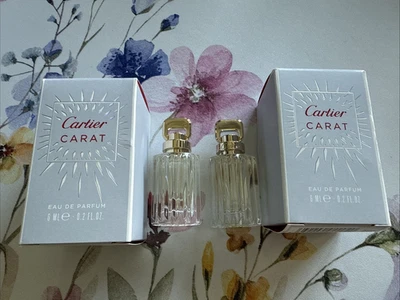 Cartier Carat EDP Mini Splash .05 oz / 6 ml - Lote de 2 tamaños de viaje Foto 1 de 4