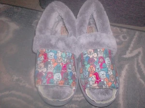 Skechers Bobs Slipper offene Zehenpartie Hausschuhe Größe 8,5 Too Cozy Pooch Parade Hunde - Bild 1 von 3