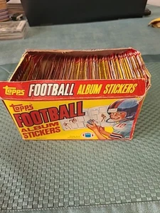 1981 Football Album Stickers - Picture 1 of 9