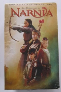 The Chronicles of Narnia C.S. Lewis PB Box Set - Picture 1 of 3