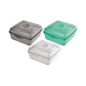 PORTA FORMAGGIO IN RILIEVO CON CAPIENZA 1.2 LT 15X15CM ASSORTITO - Foto 1 di 1