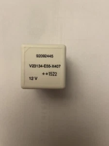BRAND NEW ENGINE COOLING FAN MOTOR RELAY GM OEM 92092445 - Picture 1 of 3