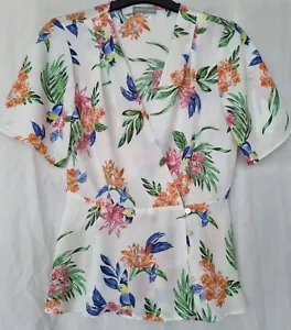 Top Dorothy Perkins Blanco Muti Pájaro y Estampado Floral Dobladillo Peplum Cuello en V Talla 8-20 - Imagen 1 de 7