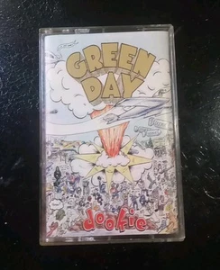 Green Day Dookie Cassette Tape Vtg 1994 Classic Album Punk Rock Alternative 🎸 - Picture 1 of 8