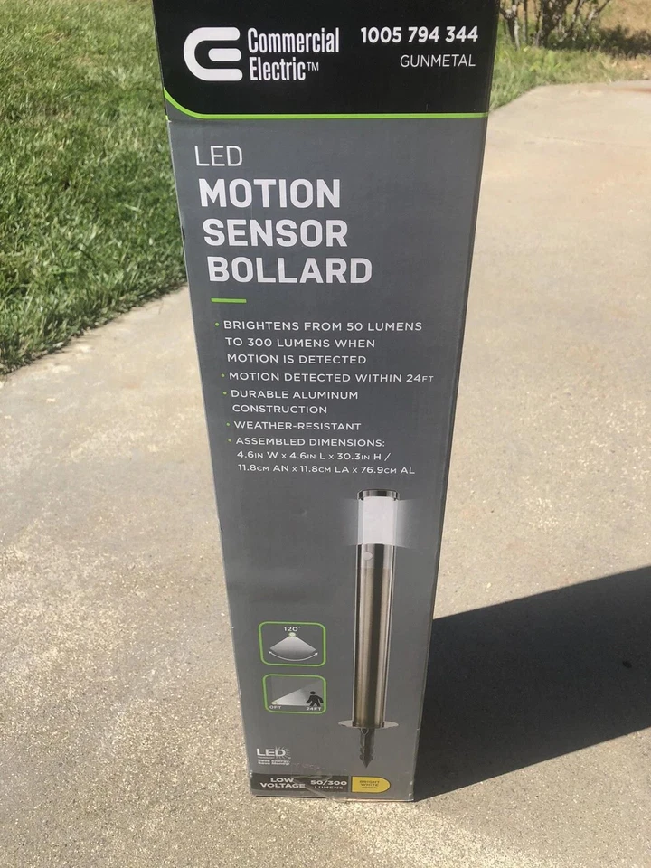 Commercial Electric LED Motion Sensor Bollard Wired 50/300 Lumens Landscape - Image 1 of 1