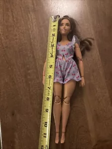 Barbie Curvy Made To Move Doll Body Tan Medium Light Skin Outfit HRH29 F441 - Picture 1 of 10