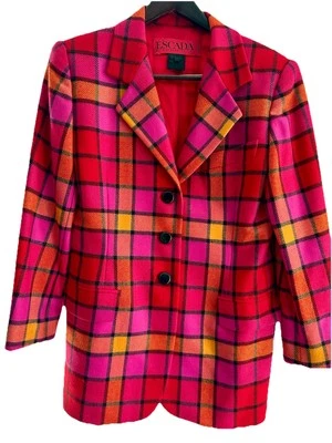 Chaqueta a cuadros roja Escada Foto 1 de 4