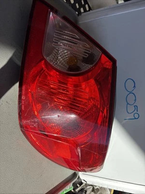 Luz trasera lateral del pasajero derecho Chrysler Sebring 2007-2008 OEM Foto 1 de 4