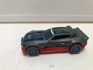 Hot Wheels Rally Cat HW Daredevils Series #FRR94 NRFP 2017 Gray/Red 1:64 - Picture 1 of 6