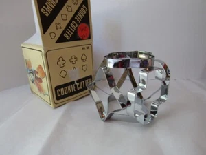 Cookie Cutter 6 sided 6 shapes unbranded, No. 506 diamond heart clover spade - Picture 1 of 8