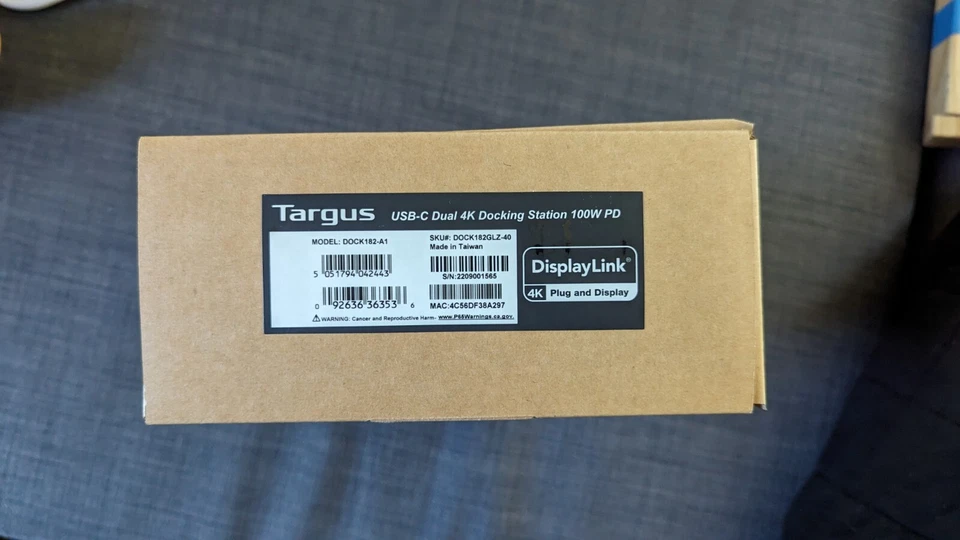 Targus USB-C Universal DV4K Docking Station with 100W Power Delivery - Image 1 of 2
