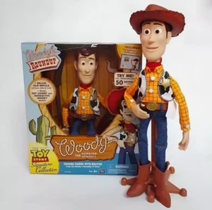 Toy Story Woody 40CM Bambola Personaggio Parlante-50+ Frasi Inglese-Disney Pixar - Foto 1 di 13