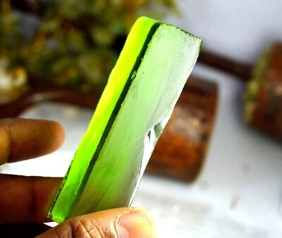 200 Ct Alexandrite Color Changing Rough Uncut Loose Gemstone - Image 1 of 4