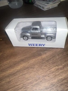 Heery Green Chevrolet 3100 1950 Welly Diecast 1:64 Truck New in Original Box - Picture 1 of 6