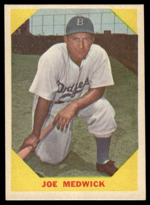 Fleer #22 Joe Medwick 1960 - EX Foto 1 de 2