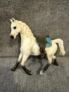 Schleich 2013 White Mare With Saddle D-73527 Horse Figure - Picture 1 of 7