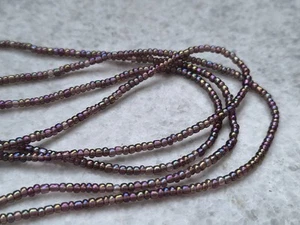 Long vintage small glass beads necklace, violet - Picture 1 of 5