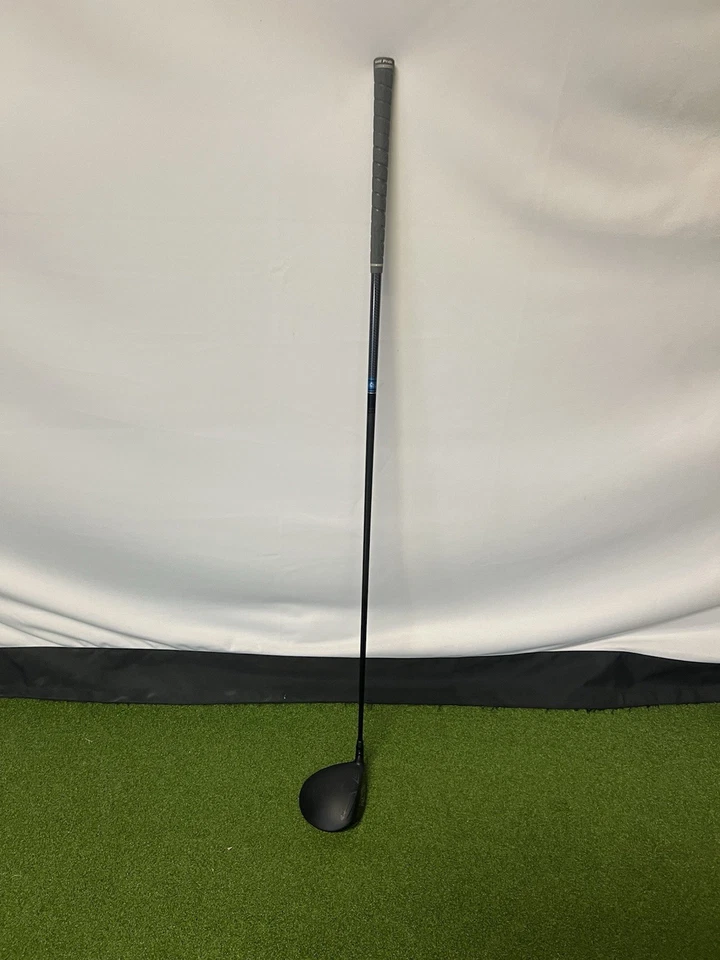 Callaway XR 16 Right-Handed Golf Driver - Image 1 of 4