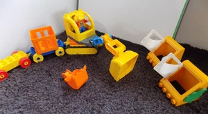 LEGO Duplo BULLDOZER/CRANE Construction Set w/ Extra Bucket, Worker, Cars, Bins - Picture 1 of 12