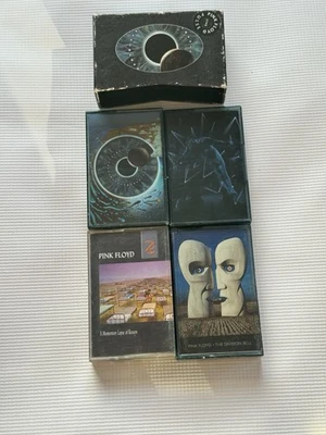 Pink Floyd Cassette Tape Bundle Pulse Devision Bell A Momentary Lapse Of Reason - Image 1 of 4