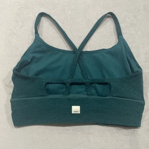 Vuori Sports Bra Womens Long Line Elevation in Heather Green *No Pads - Picture 1 of 5