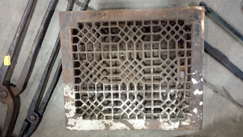 Antique Cast Iron Floor Grate Heat Register Cover Vent 10 x 12  GOOD WORKING Cover