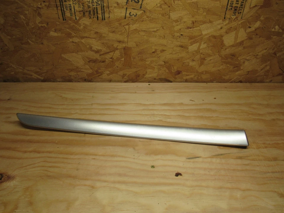 Panel puerta trasera izquierda Audi A4 2005-2008 moldura plateado Foto 1 de 4