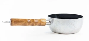 Vtg Mirro 1 Qt Saucepan Nonstick w/ Wood Handle -  Made In USA - Picture 1 of 6