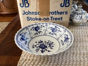 Johnson Brothers, Stoke-on-Trent, blue Indies, 8 3/8” Round Serving Bowl New - Picture 1 of 2