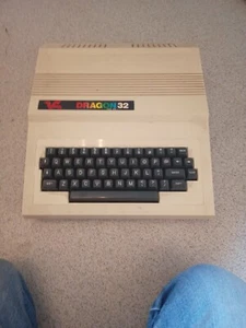Vintage Dragon 32 Computer untested no power supply - Picture 1 of 7