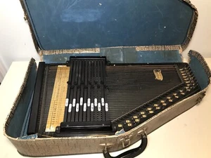 Oscar Schmidt 36 String Autoharp 12 Chord Original Vintage 1960s/70s W/Case - Picture 1 of 3