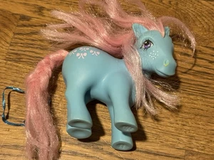 1983 My Little Pony Bowtie Earth Ponies G1 Blue Pink Bows Symbol VTG Hasbro MLP - Picture 1 of 12