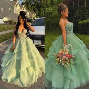Elegant Green Ball Wedding Dresses Tiered Ruffles Flowers A-line Bridal Gowns - Picture 1 of 10