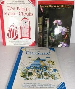 3 LOT NEW Music Song Books for Piano FOR THE YOUNG PLAYER Bach Others - Bild 1 von 4