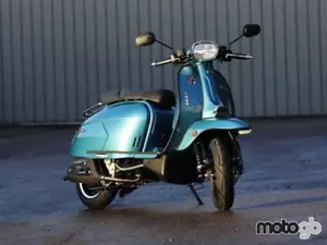 Royal Alloy GP 300cc ABS LC Modern Classic Retro Automatic Scooter For Sale - Picture 1 of 19