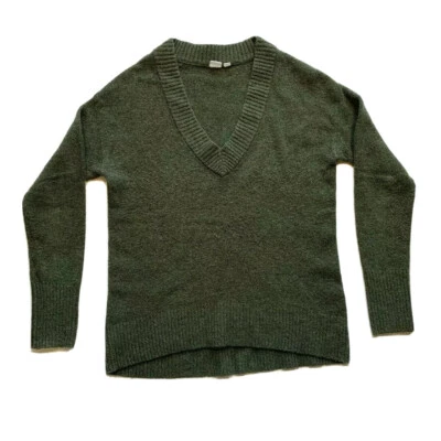 Gap Nylon Wool Alpaca Blend Knit Sweater Deep V Neck Olive Green Heather S EUC - Image 1 of 4