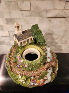 Yankee Candle Country Church, Bäume, Blumen, Stream Candle Topper - Bild 1 von 4