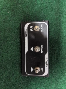 Digitech FS-3x 3-Tasten Fußschalter Pedal - Bild 1 von 3