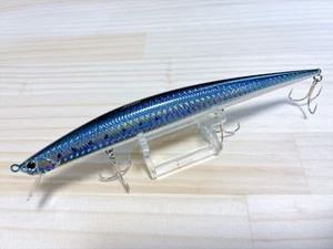 DUO Tide Minnow Slim 175F FLOATING Fishing Lure #AH11 - Picture 1 of 2